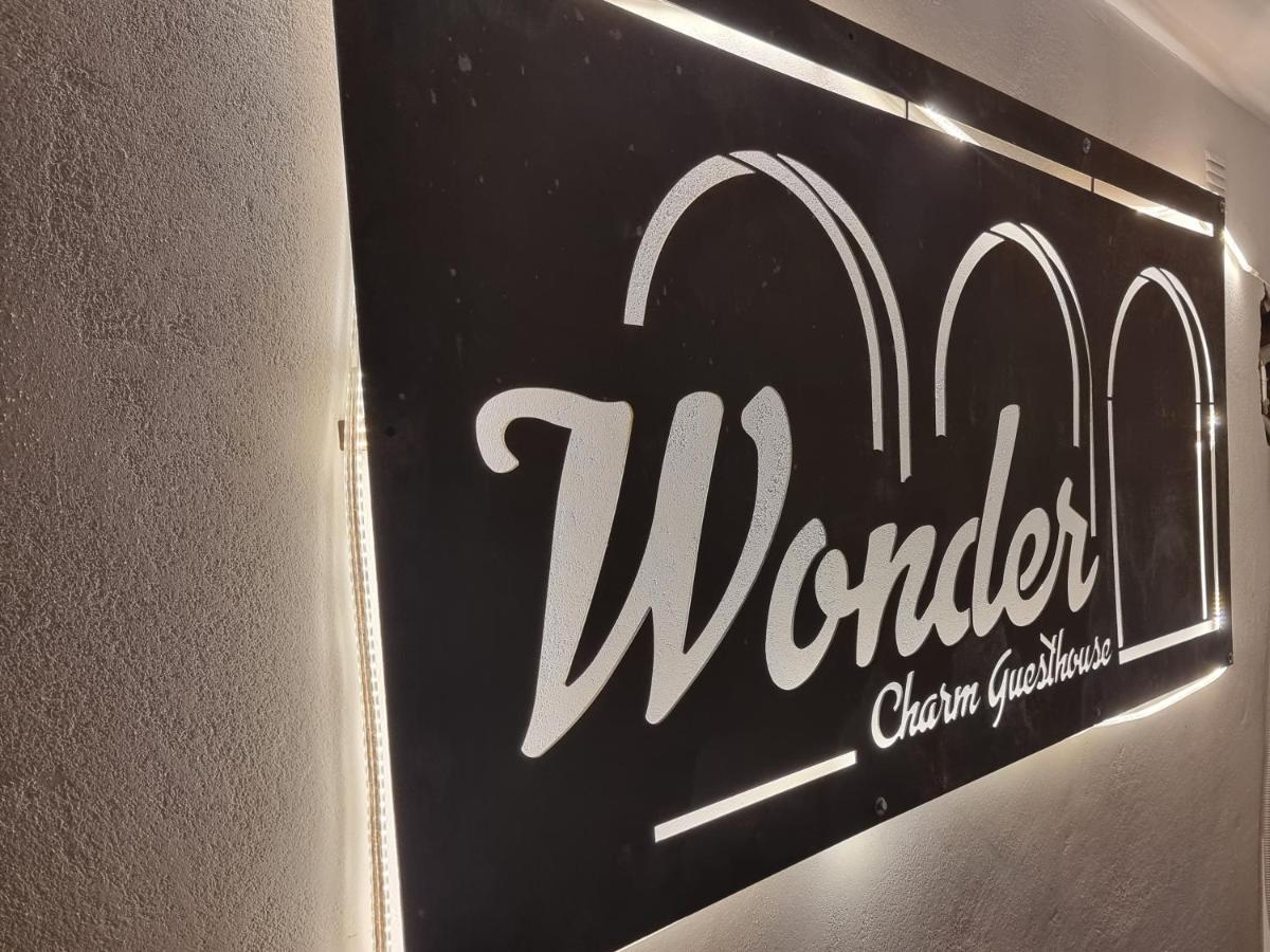 Wonder Charm Guesthouse Албуфейра Экстерьер фото