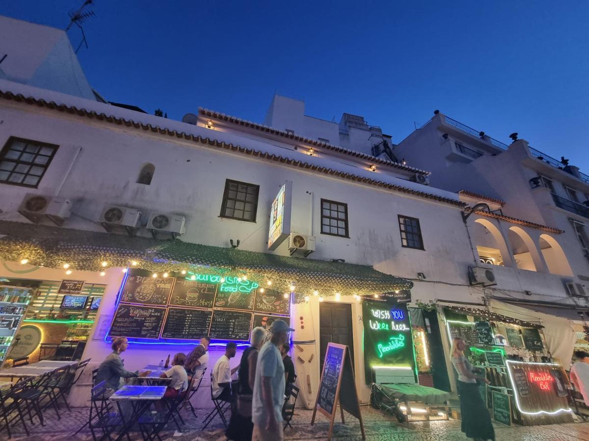 Wonder Charm Guesthouse Албуфейра Экстерьер фото