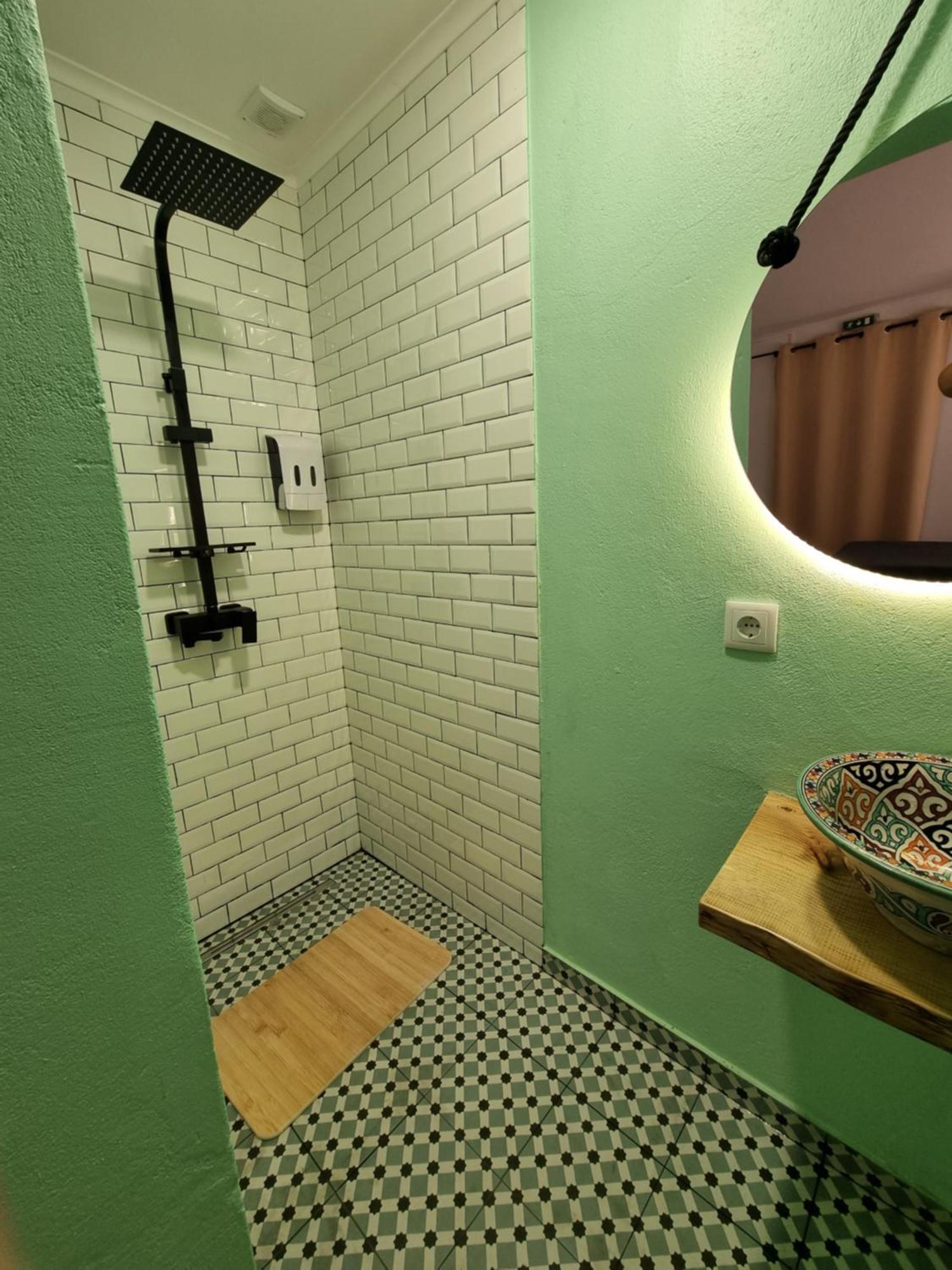Wonder Charm Guesthouse Албуфейра Номер фото